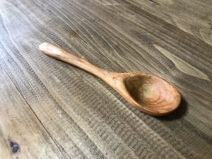 木製スプーンの作り方】木をナイフで削って簡単にDIY | DIYゆうだい